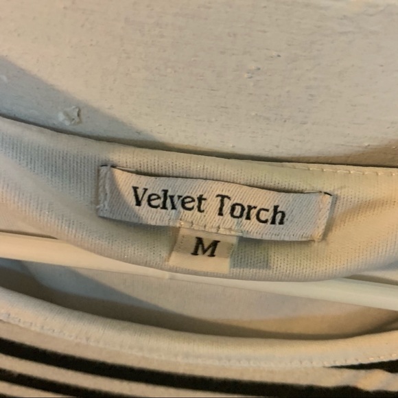 Cute basic soft dress - Picture 2 of 3